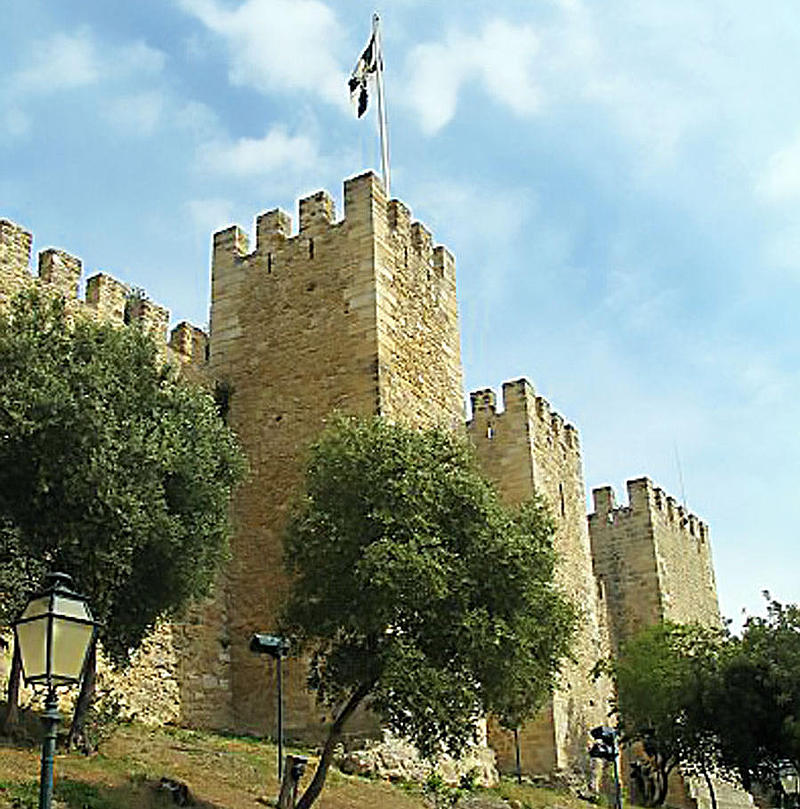 Außenansicht des Castelo São Jorge.
