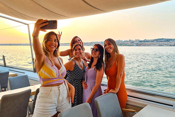 FRS Sunset Cruise - Female Group on a boat do a selfie