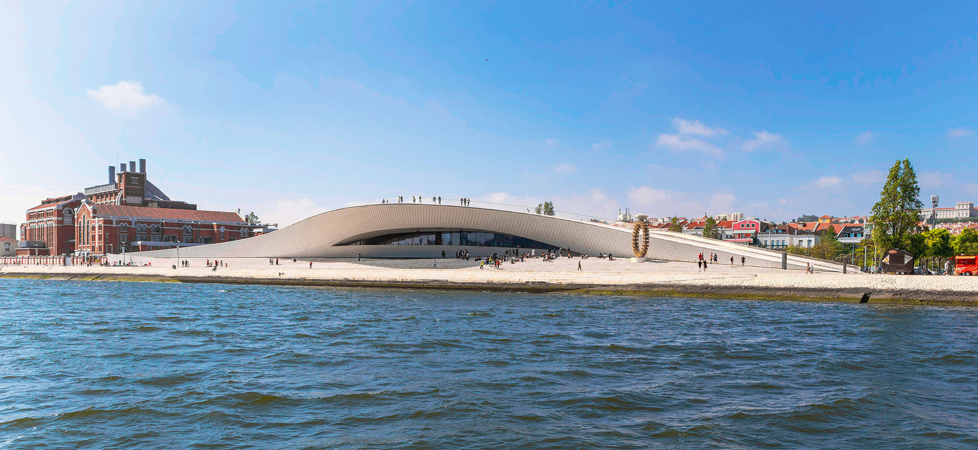 frs portugal daycruise sight at the MAAT museum of art, architecture and technology